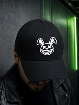Cap Limited · HERE COMES FLUFFY – Frontansicht
